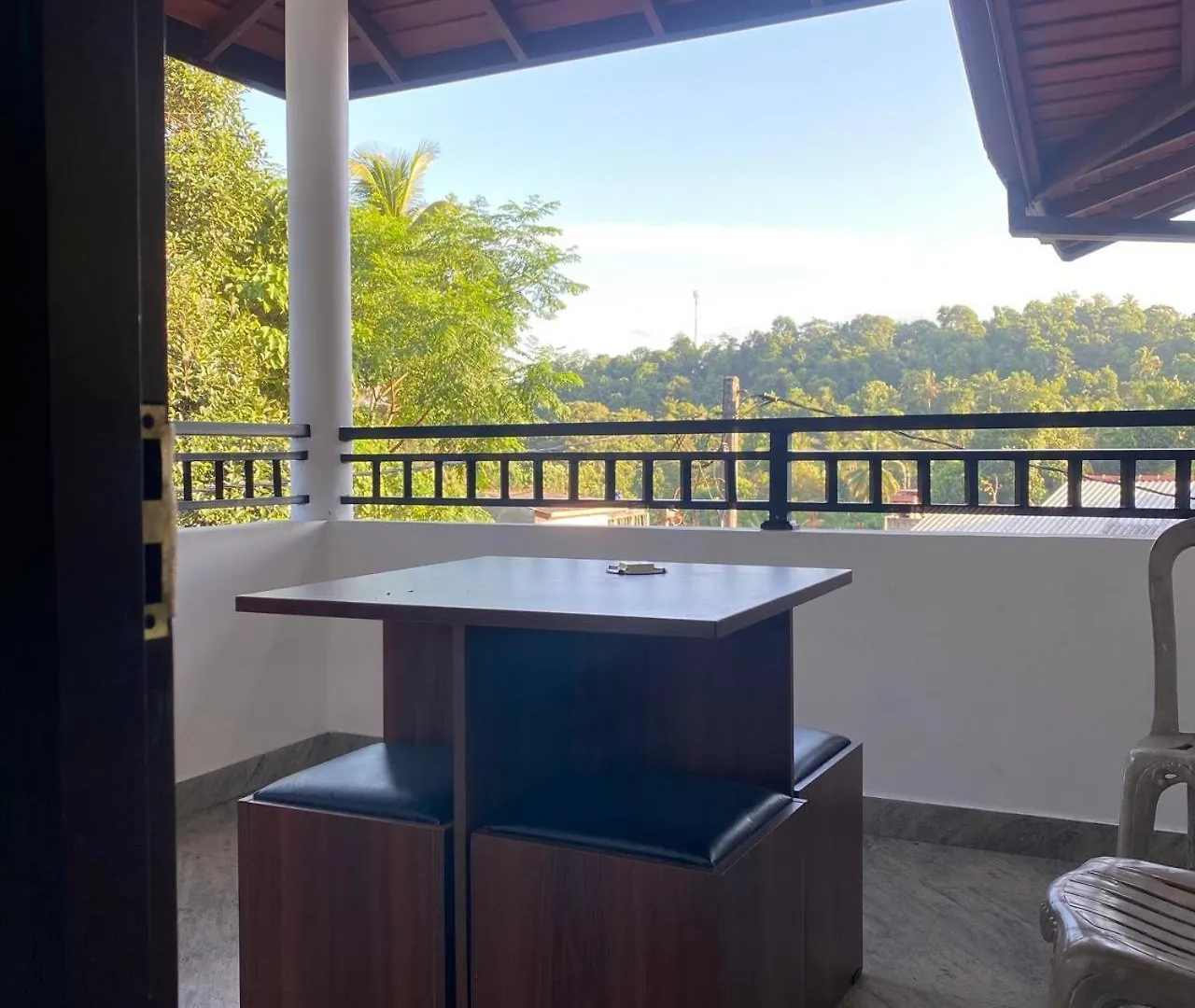 Lodge Chaaya Villa Kandy